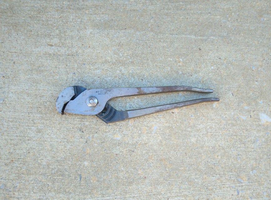 Channellock Nutbuster Parrot Nose Tongue & Groove Pliers