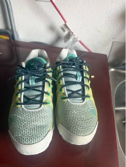 Nike Unixes  Sneakers 8 Men’s 9.5 Womens