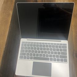 microsoft surface laptop 