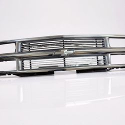 1998 Chevy Silverado 3500 Front Grille OEM Fits 88-98 C/K Trucks