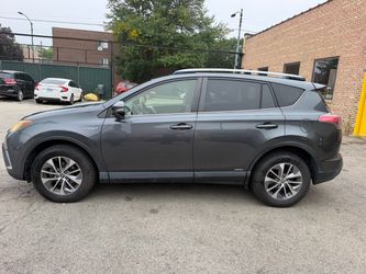 2016 Toyota RAV4 Hybrid  XLE AWD SUV