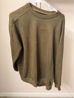 Green suede crewneck