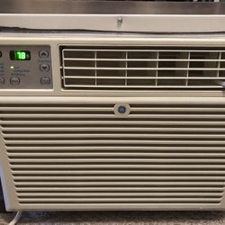 GE 10,000 BTU room air conditioner with remote