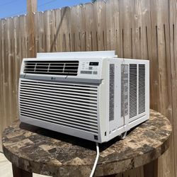 10,000 BTULG window AC unit works great 225 Or Best Offer Open To Trades