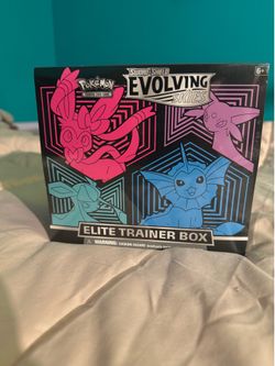Pokemon Evolving Skies ETB