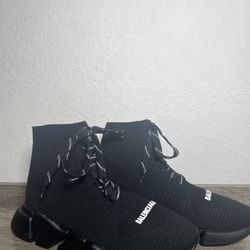 Balenciaga Recycled Knit 2.0 LaceUp Sneaker 