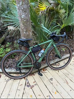 Ozark Trail Mens Gravel Bike M size frame
