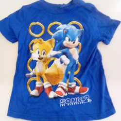 Boy Shirt Size 5 For Sale $2