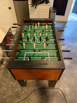 Ping pong table