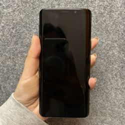  Samsung Galaxy S9 | Unlocked | Comes with store warranty| Free Cable & Charger | Unlocked | Comes with store warranty| Free Cable & Charger 