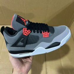 Air Jordan 4s 