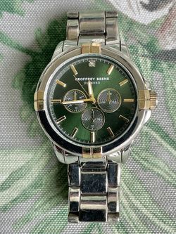 Geoffrey Beene Men's Genuine Diamond Silver Tone Green Dial Quartz Wristwatch NEW Battery