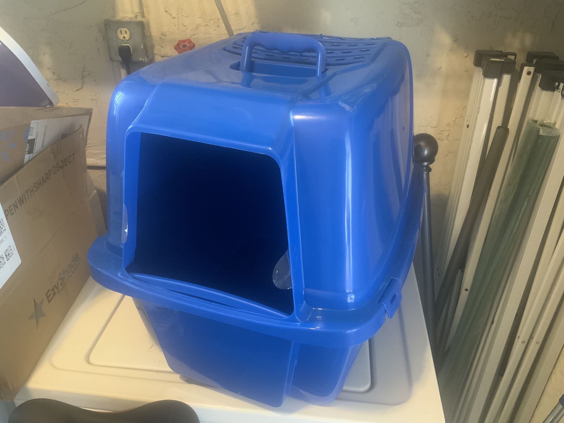 Covered Cat Litter Box