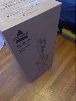 New Bissell CleanView upright vacuum model 3536
