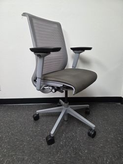 Steelcase Think Silver mesh back, seat & frame tilt lock, adjustable arms