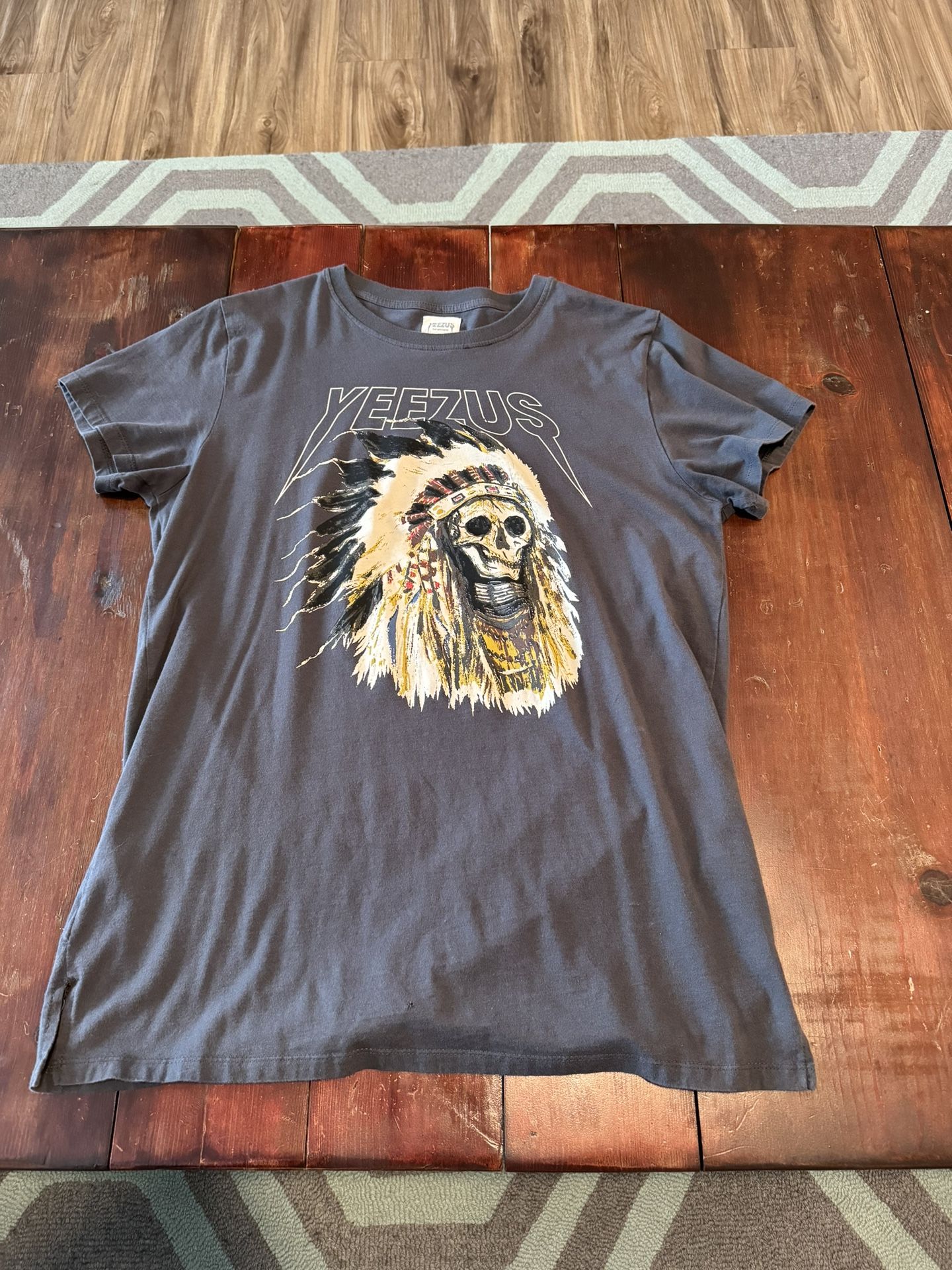 Yeezus pacsun tour merch tee size XL