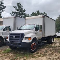 2005 Ford F-750