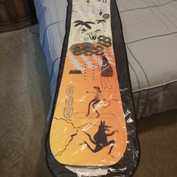 Used GNU Snowboard 