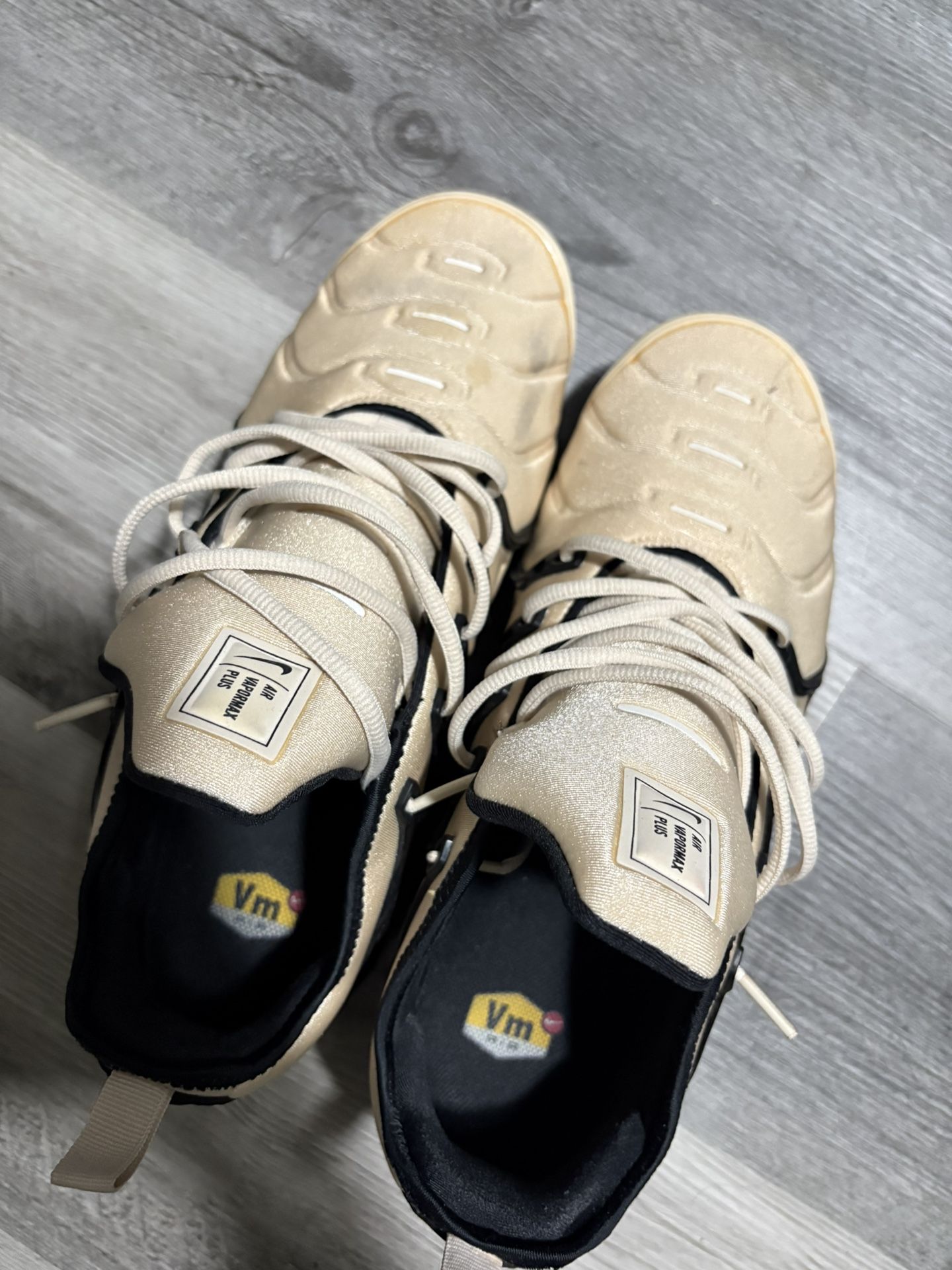 NIKE VAPORMAX 10.5