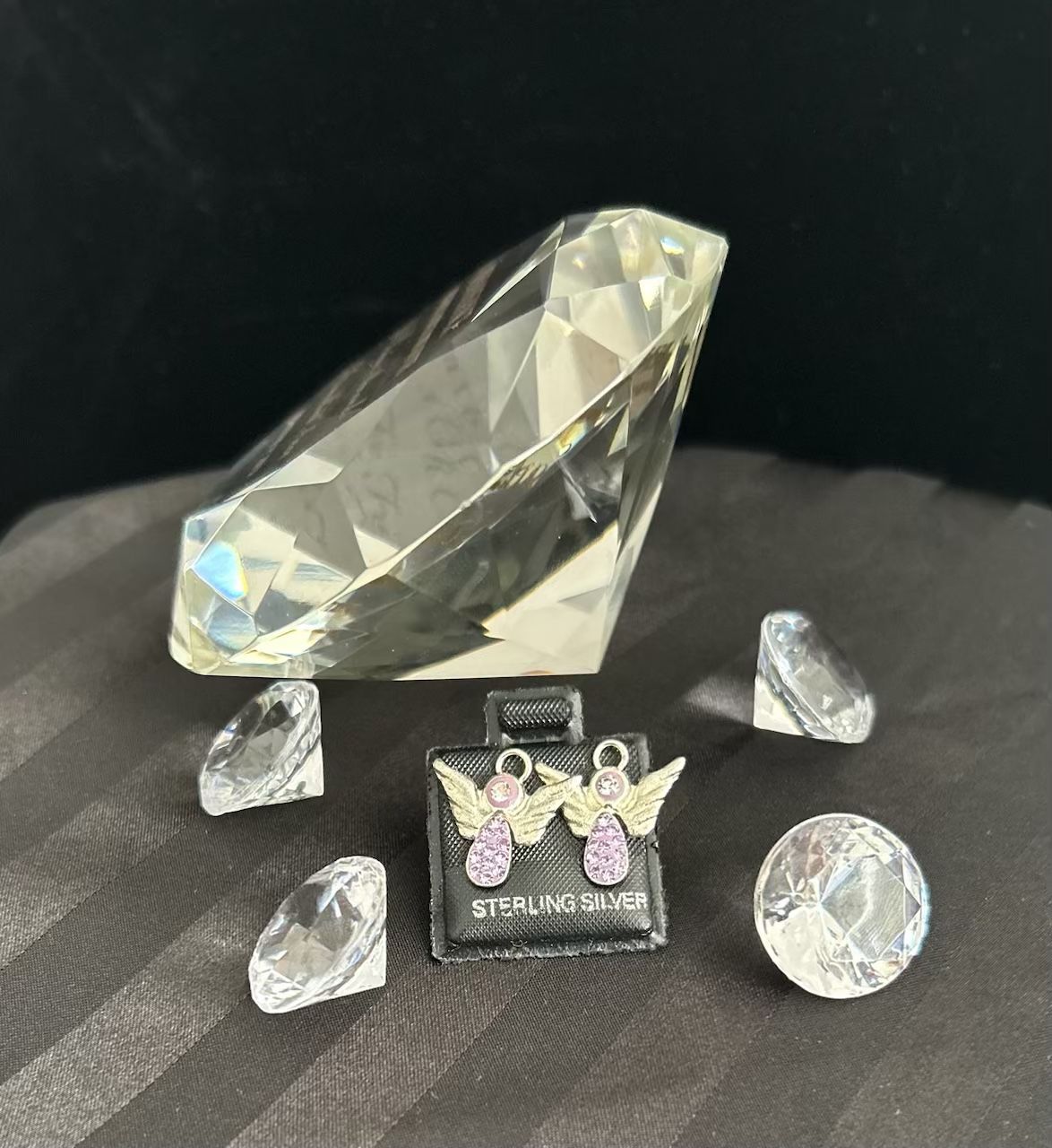 Angel Earrings with Lilac Crystal – .925 Silver