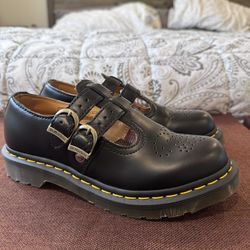 Dc Martens