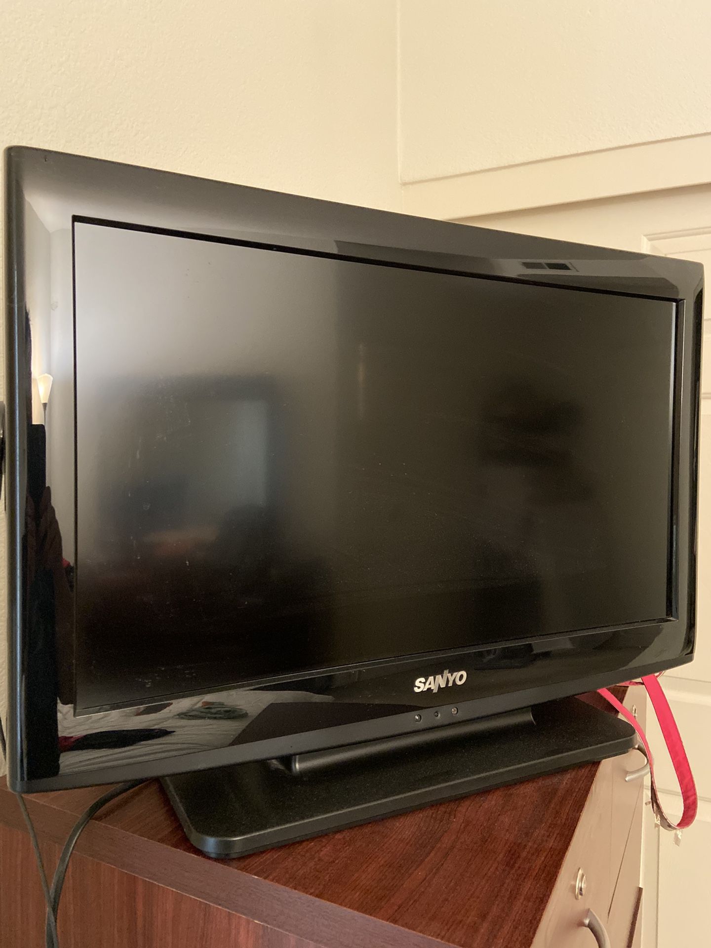 Sanyo 28inch TV