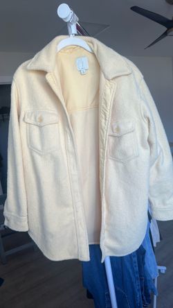 Soft yellow jacket