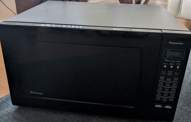 Panasonic Microwave Full Size Inverter