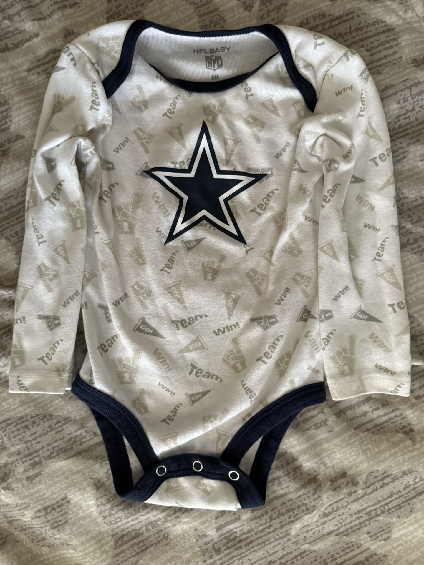Dallas Cowboys 3 Pc Baby Outfit