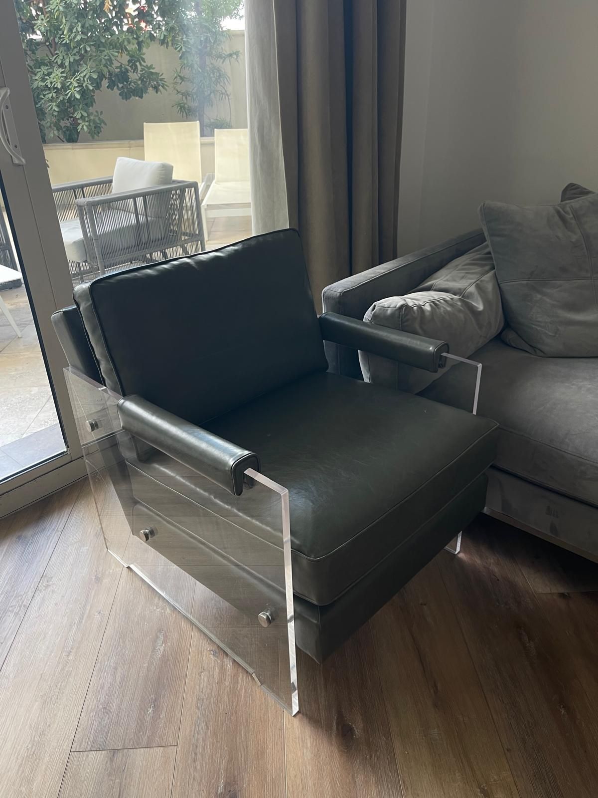 Home Furniture & Accessories