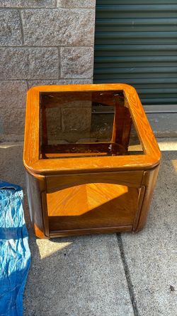 End table