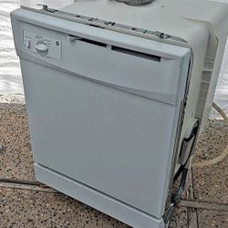 GE ..Dishwasher 