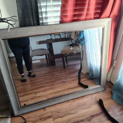 Mirror Accent Wall Or Dresser 