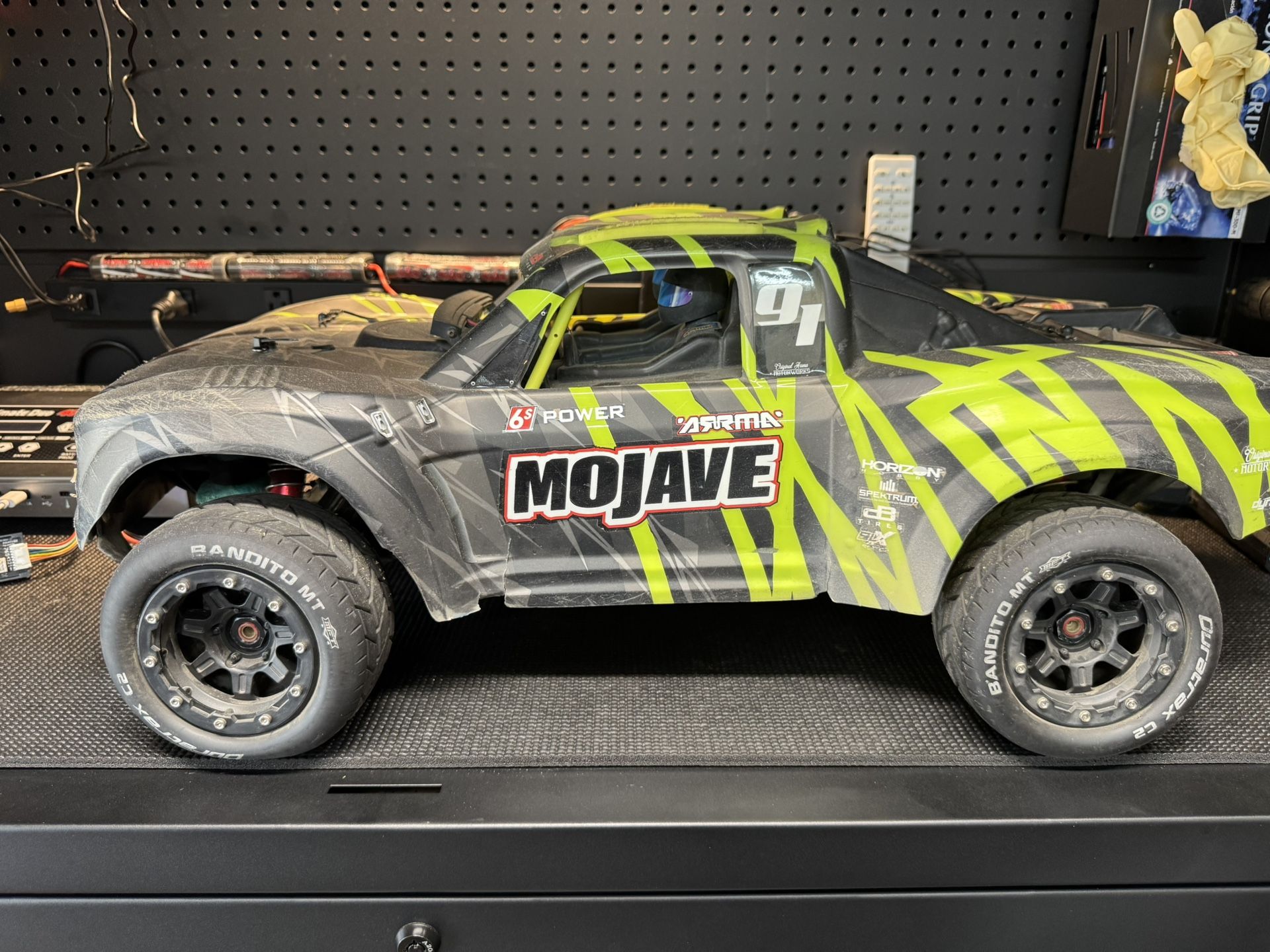 RC Truck Arrma Mojave 6s
