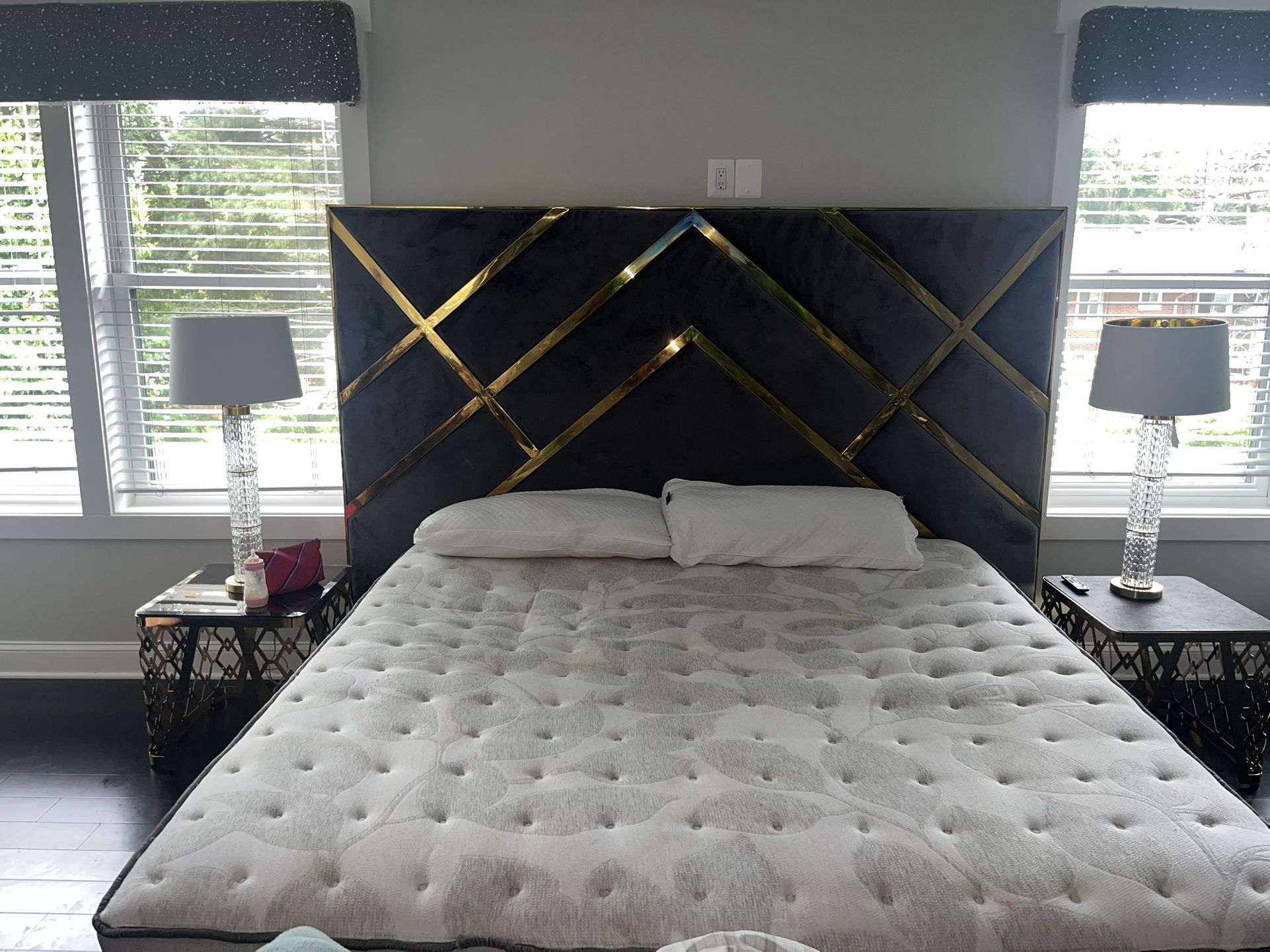 King size bedframe mattress included