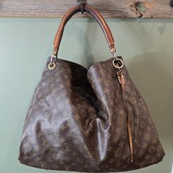 LOUIS VUITTON Hobo Artsy Handbag Monogram Canvas MM Purse Shoulder Bag