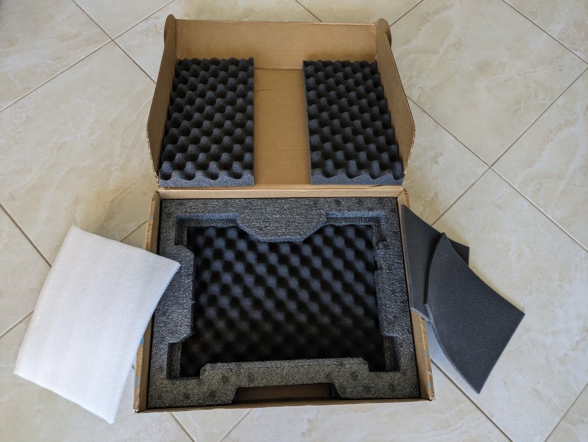 Free: FedEx Laptop Shipping Box Secure Mailing Box With Protective Foam
