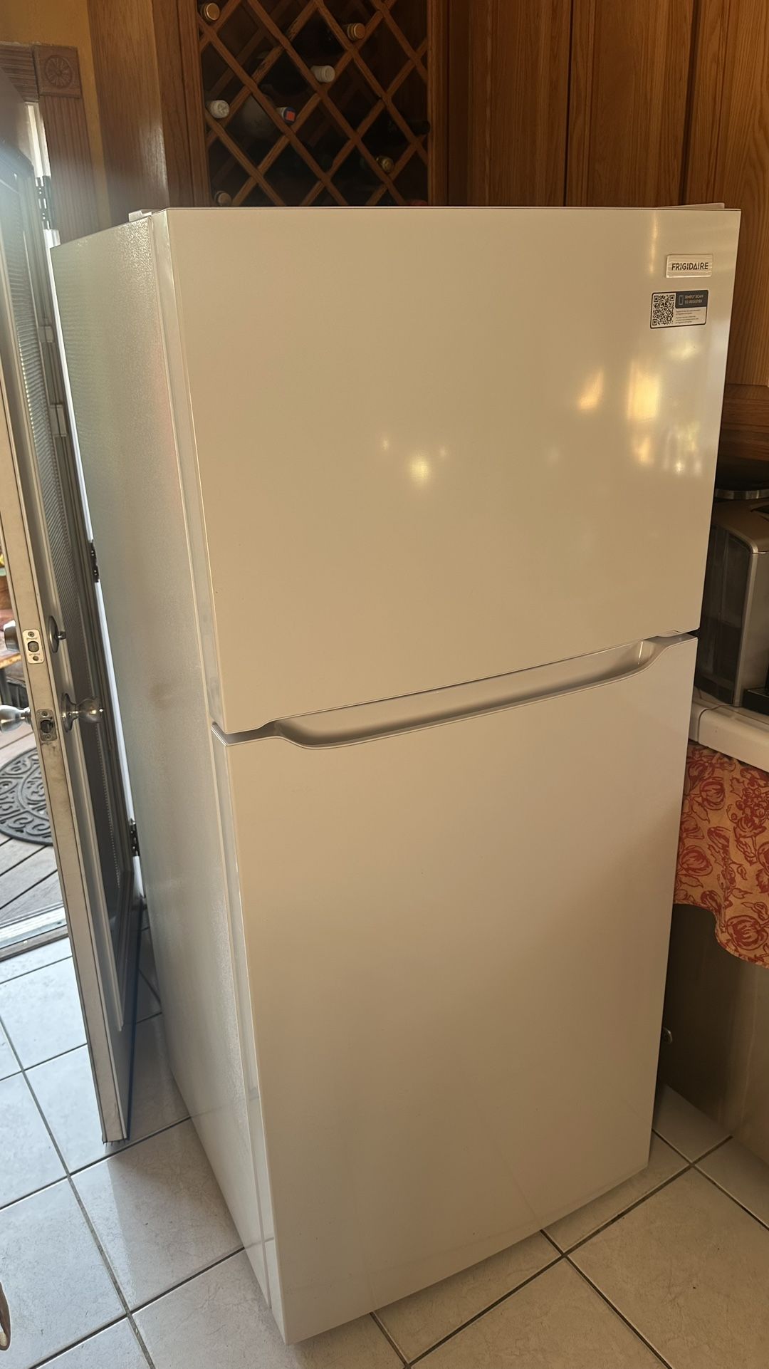 Frigidaire Fridge+Freezer