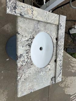 Bathroom countertops