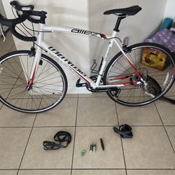 Specialized, White, Black, Red Road Bike 