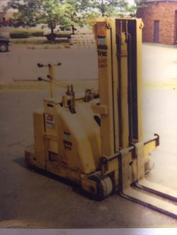 Walk behind tow motor baker Moto truck