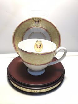 Avon 2005 Rose Circle award