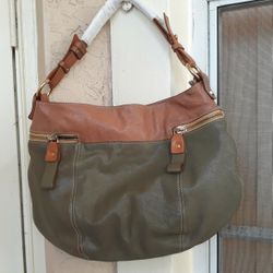 LUANA...GENUINE LEATHER ZIPPERED SHOULDER BAG