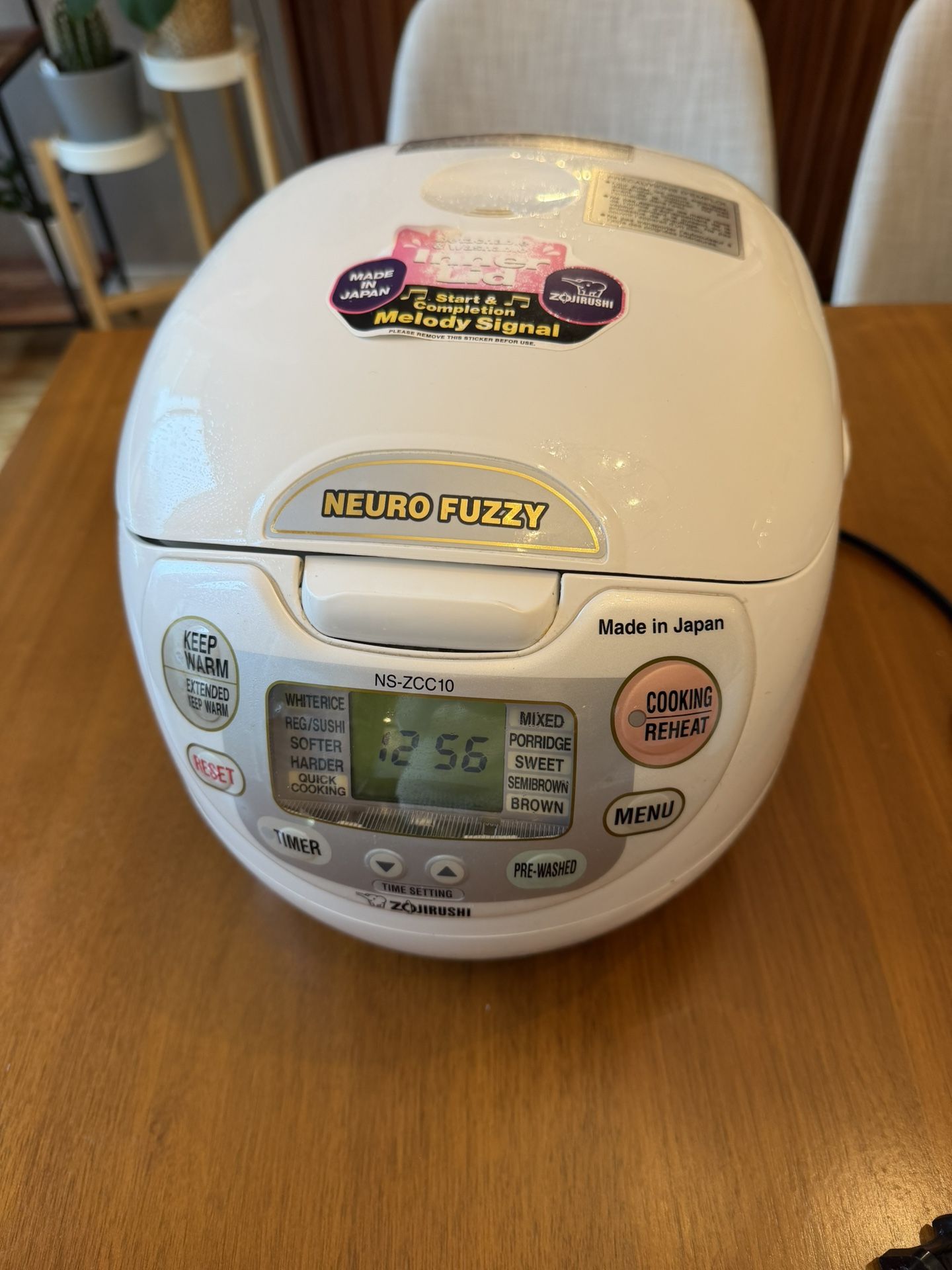 Zojirushi rice cooker,NS-ZCC10,
