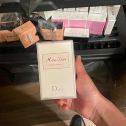 Miss dior perfume 