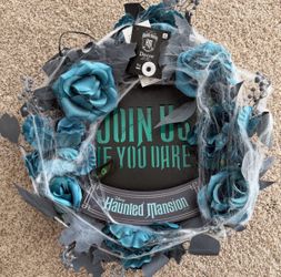 Disney Haunted Mansion Wreath