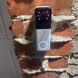 Moving everything must go!!!! WYZE security Cameras