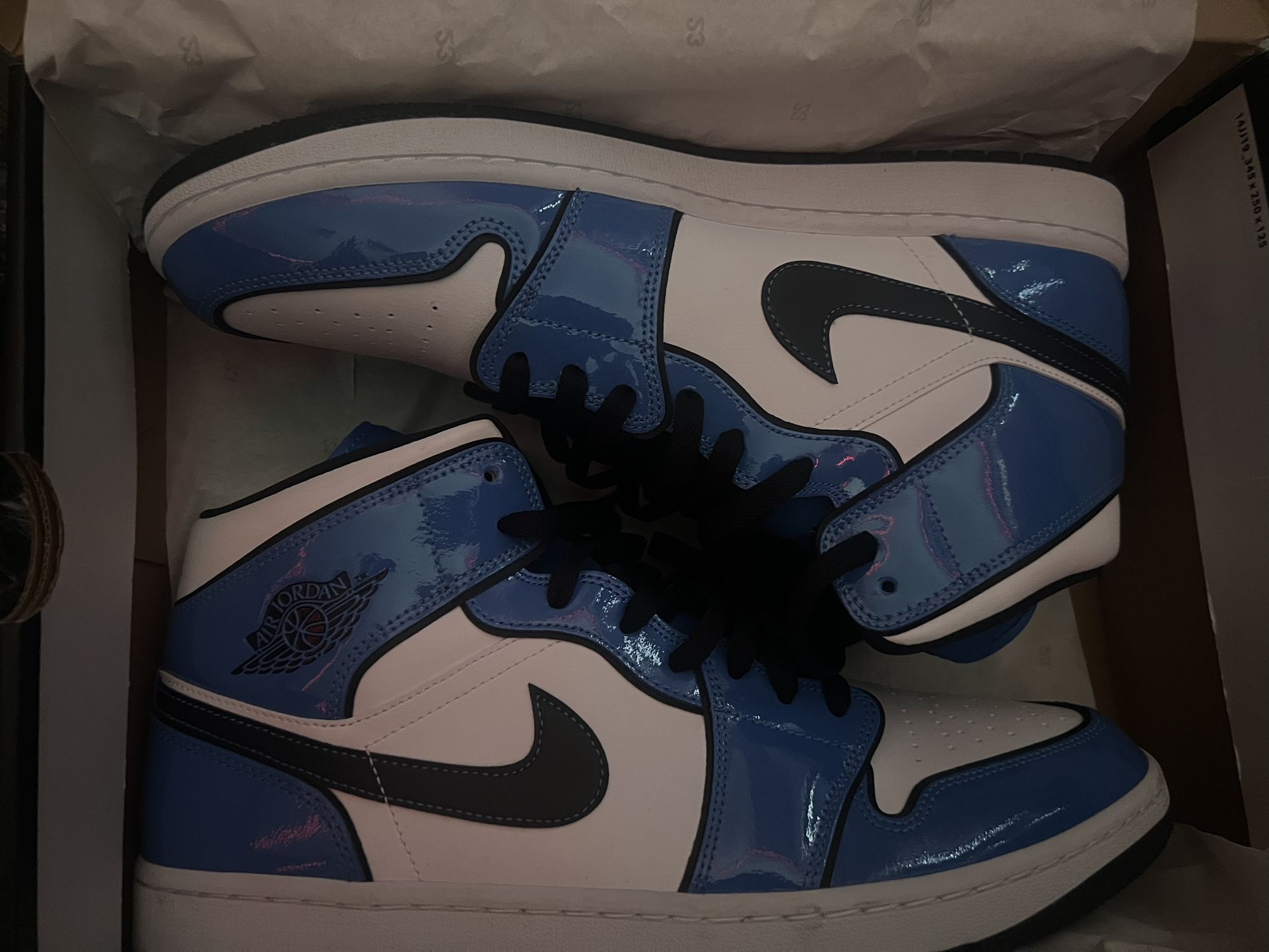 Jordan 1 Signal Blue