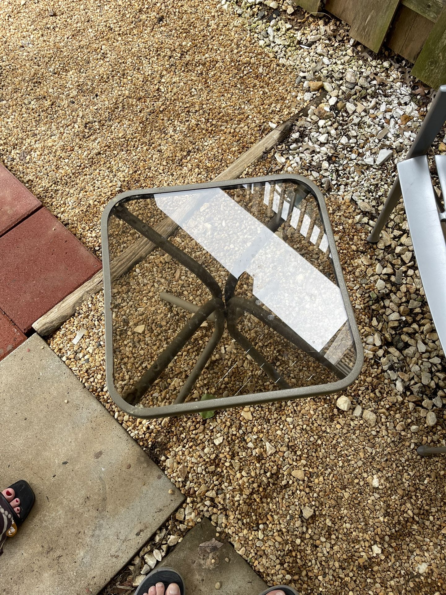 Metal Chair With Small Table In Good Condition for sale ,
