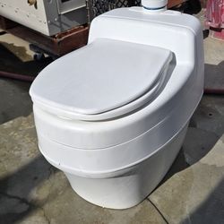 RV - COMPOSTING TOILET -  Premium AC/DC MODEL